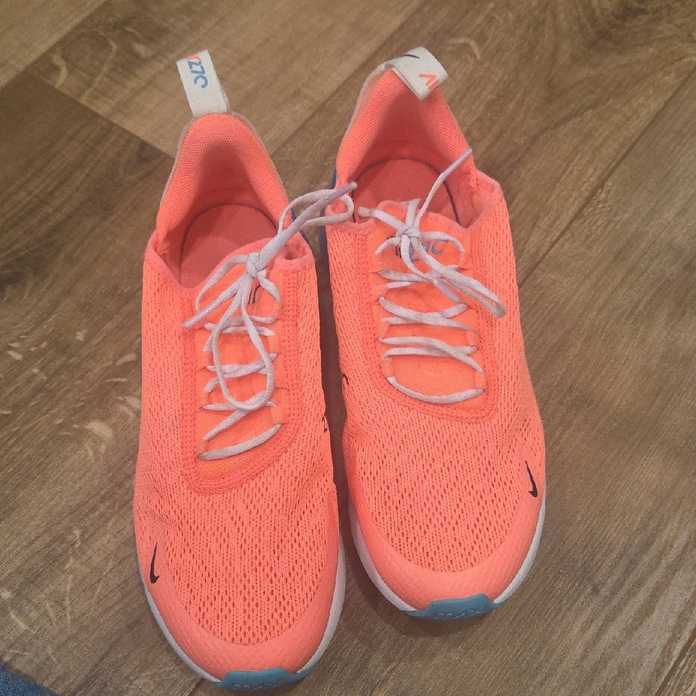 Nike AIR 270 Women's Sneakers in Bright Coral and Blue - Picture 13 of 14